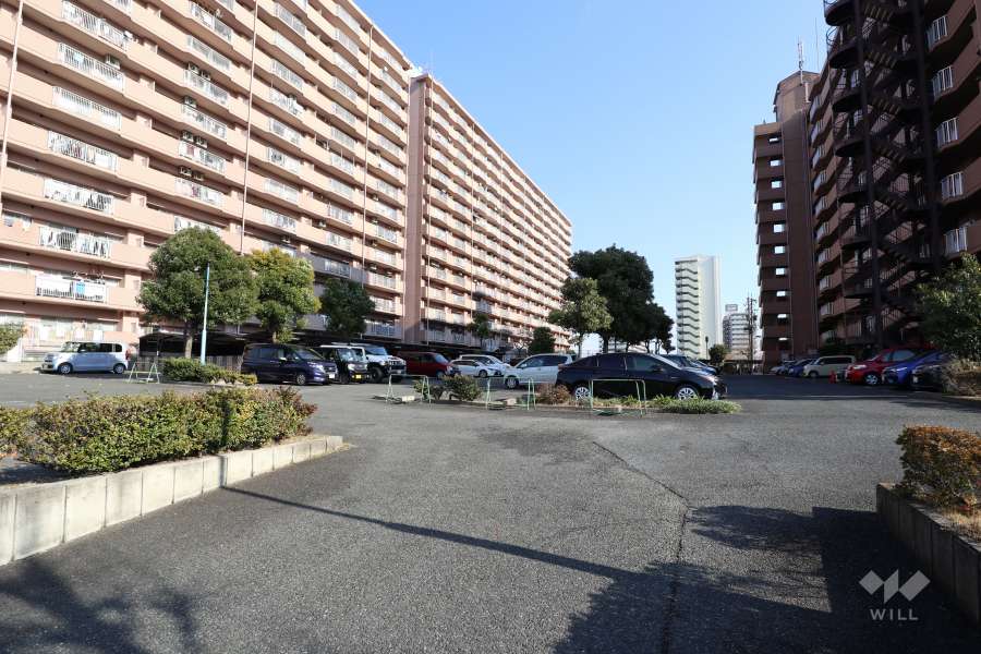 敷地内駐車場（屋外平面式）