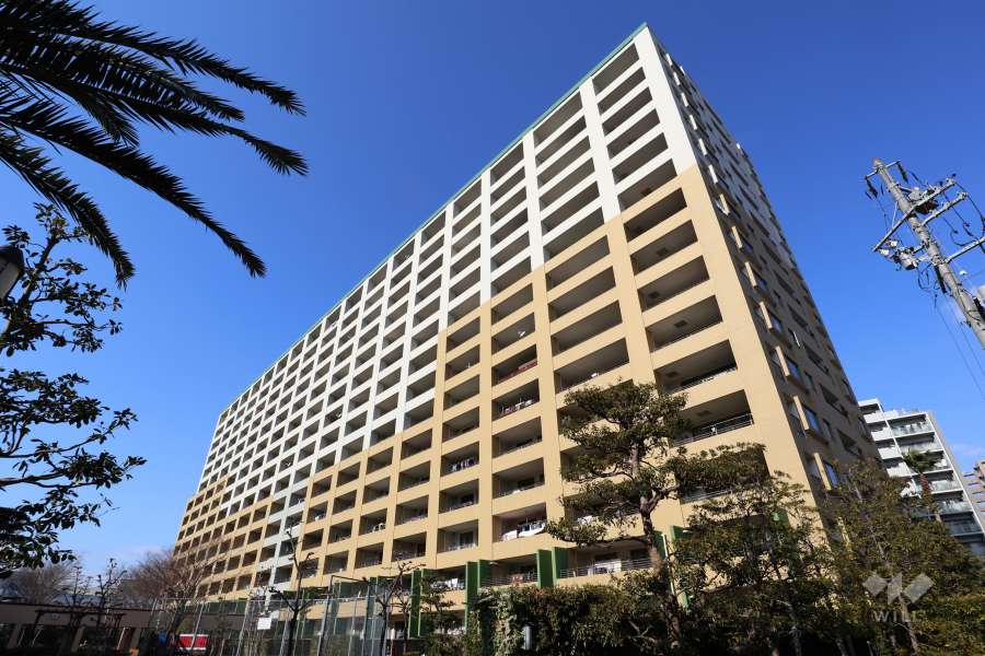 センチュリースクエア木場の外観（南東側から）