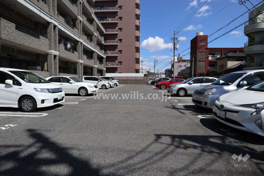 敷地内駐車場（屋外平面式）