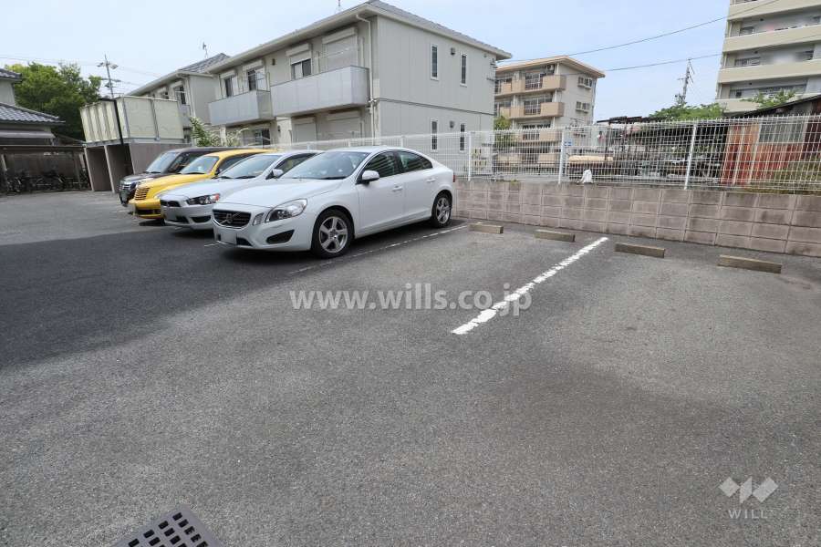 敷地内駐車場（屋外平面式）