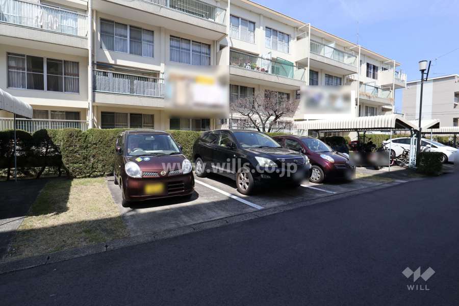 敷地内駐車場（屋外平面式）