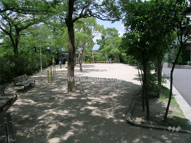 敷地内の公園