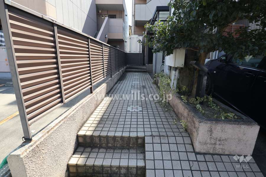 エントランスアプローチ