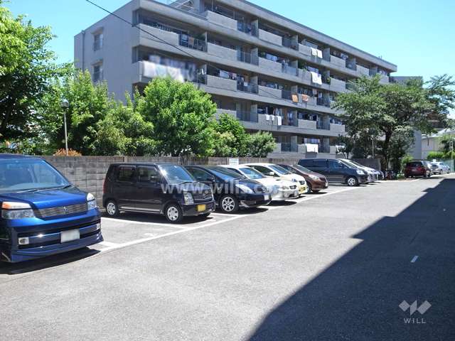 敷地内駐車場（屋外平面式）