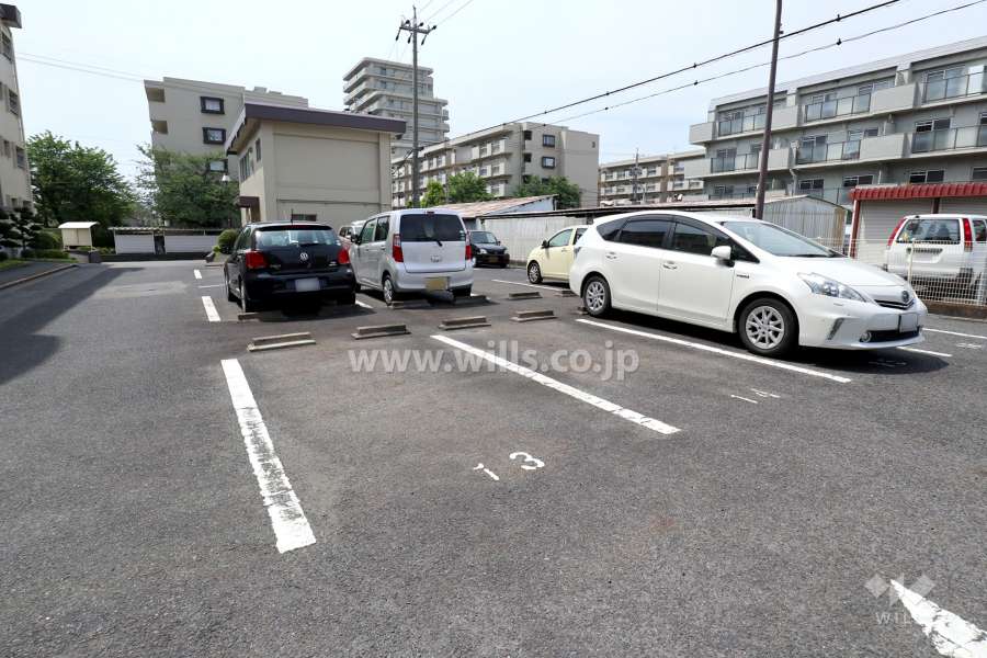 敷地内駐車場（屋外平面式）