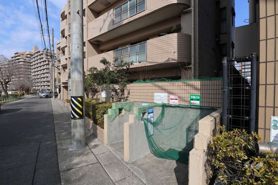 ゴミ置き場