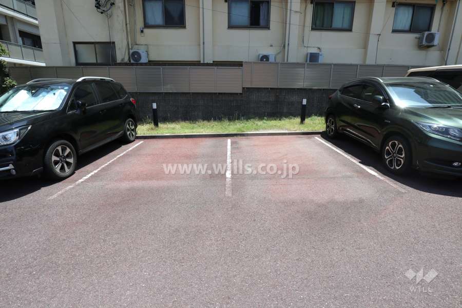 敷地内駐車場（屋外平面式）