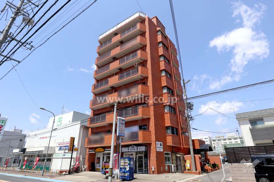 ライオンズマンション瓢箪山第2の外観（南東側から）