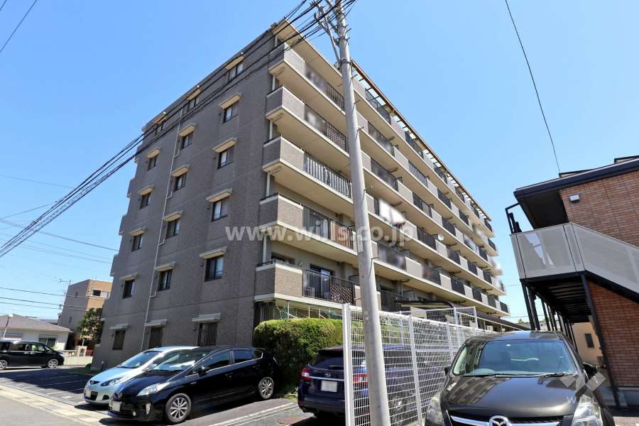 小幡パークホームズの外観（南西側から）