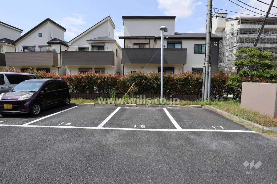 敷地内駐車場(屋外平面式)
