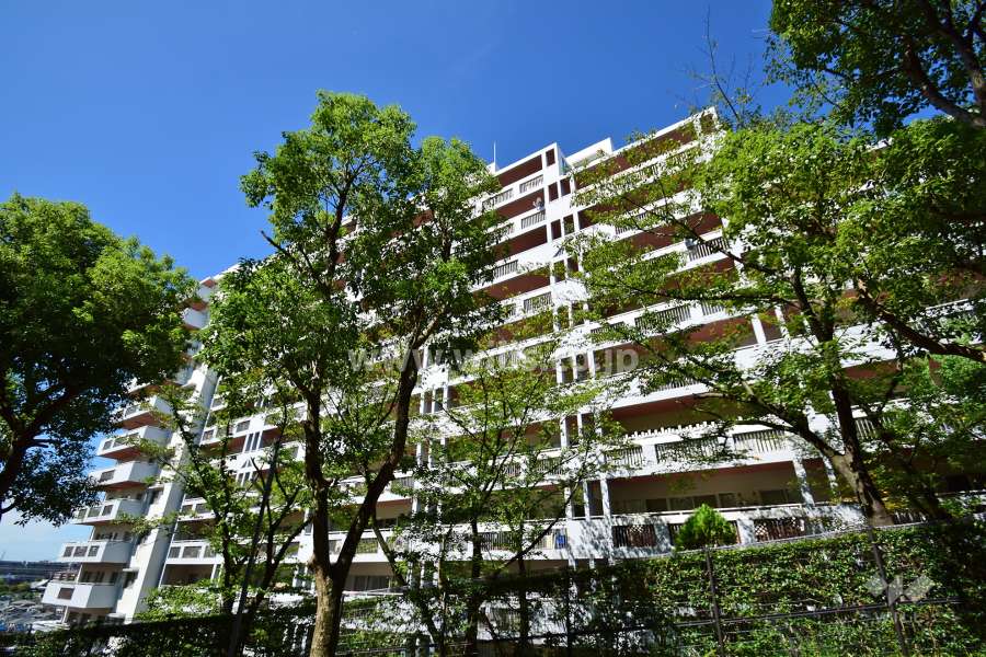 インペリアル千里万博公園の外観(東側から)