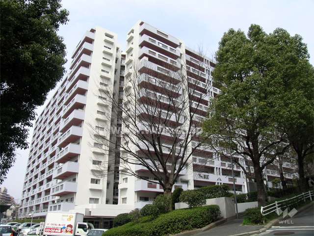 インペリアル千里万博公園の外観（南東側から）