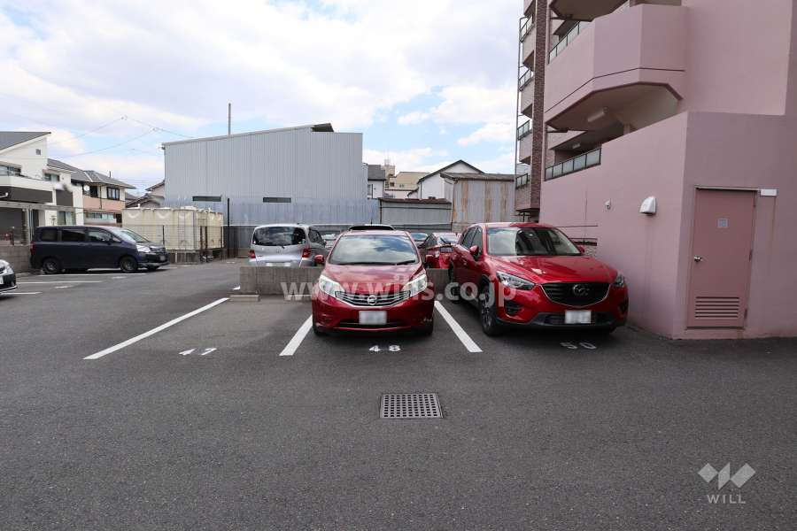 敷地内駐車場（屋外平面式）
