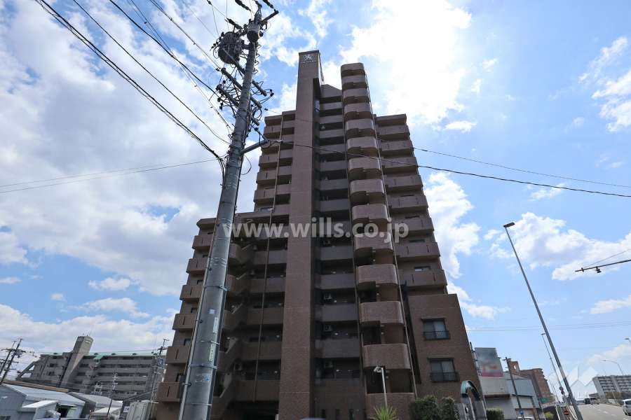 ダイナース千代田橋の外観（北西側から）