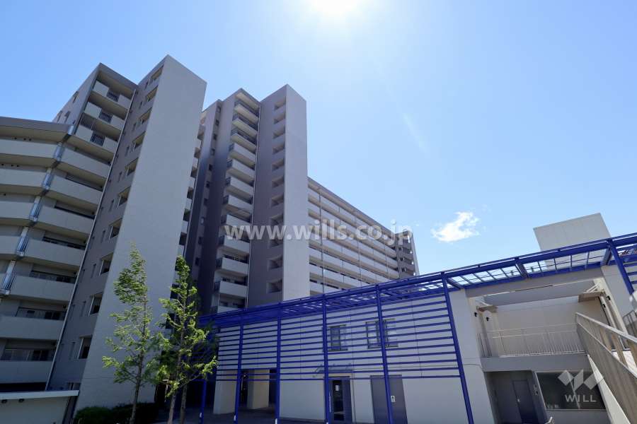 パークシティ ザ・ウィングス西棟の外観（北東側から）