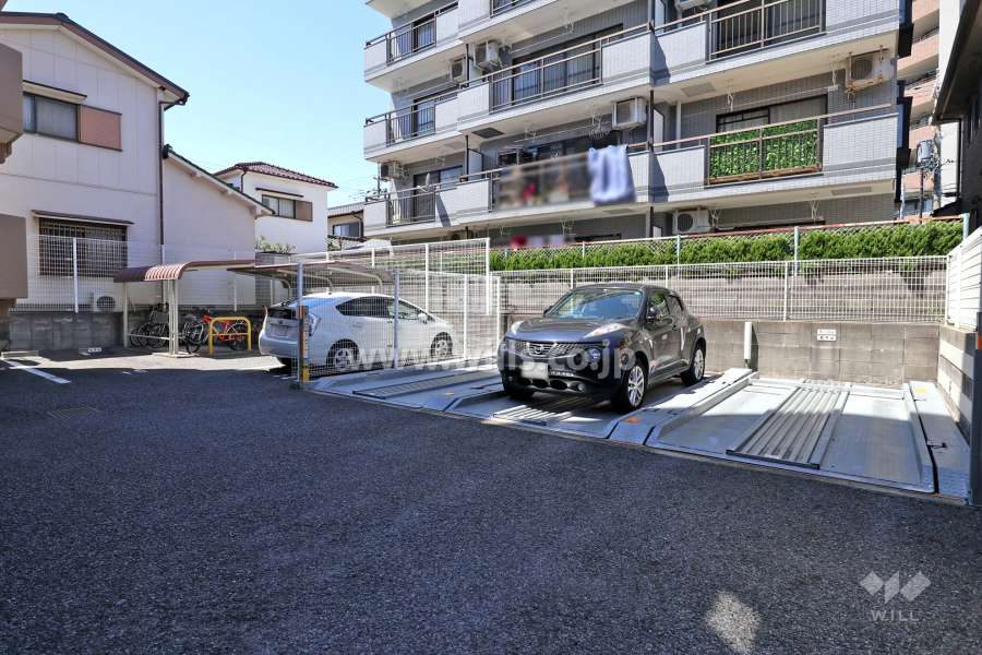 敷地内駐車場（屋外機械式）