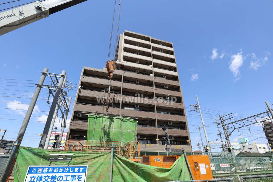 シャトー小幡駅前の外観（南西側から）