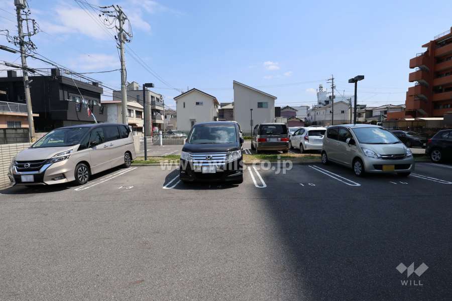 敷地内駐車場（屋外平面式）