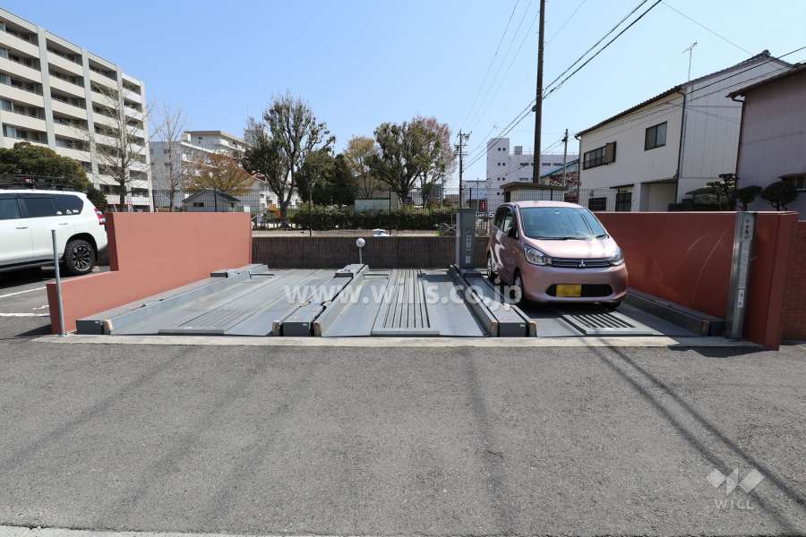 敷地内駐車場（屋外機械式）