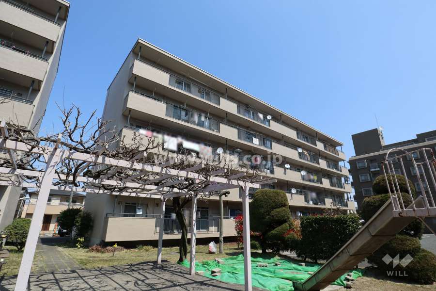 長栄住宅2号棟の外観（南西側から）