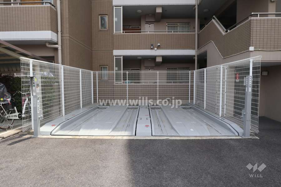敷地内駐車場（屋外機械式）
