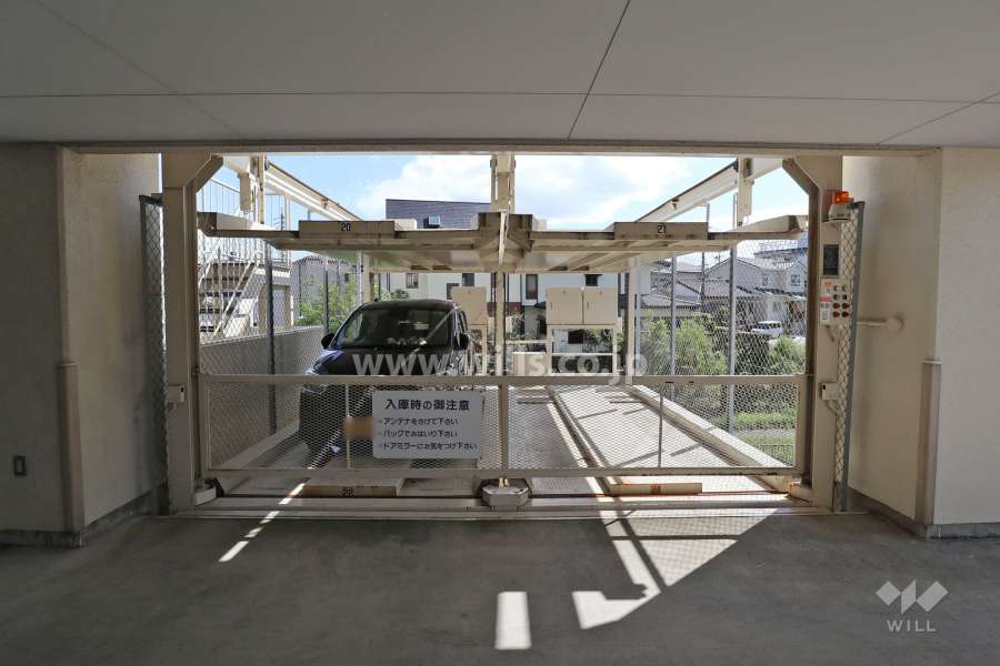 敷地内駐車場（屋外機械式）