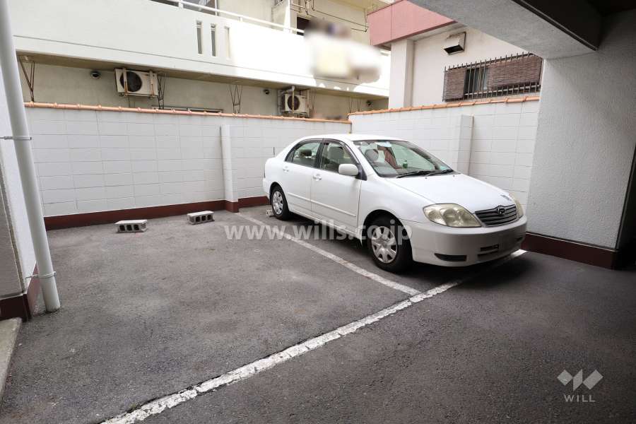 敷地内駐車場（屋外平面式）