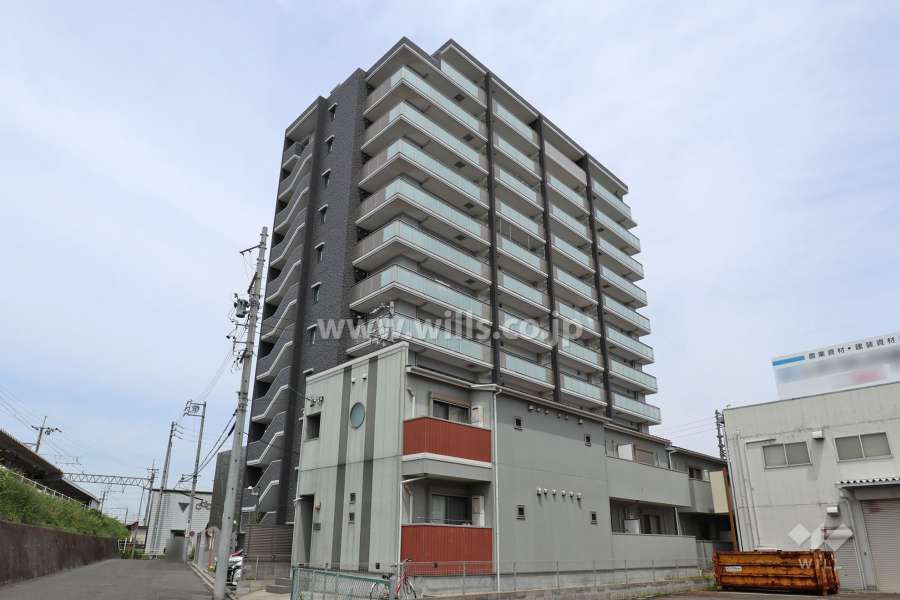 ライオンズ新守山ステーションレジデンスの外観（南東側から）