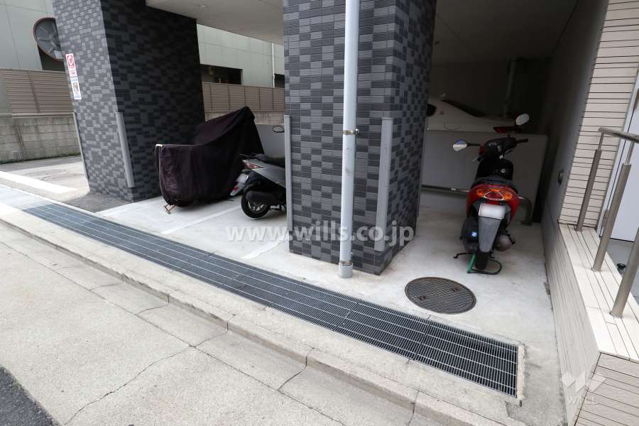 バイク置場