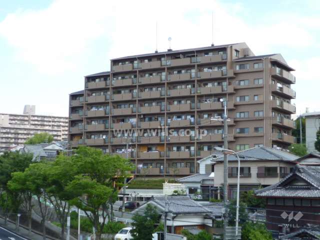 セントラルステージ千里1番館の外観（南西側から）