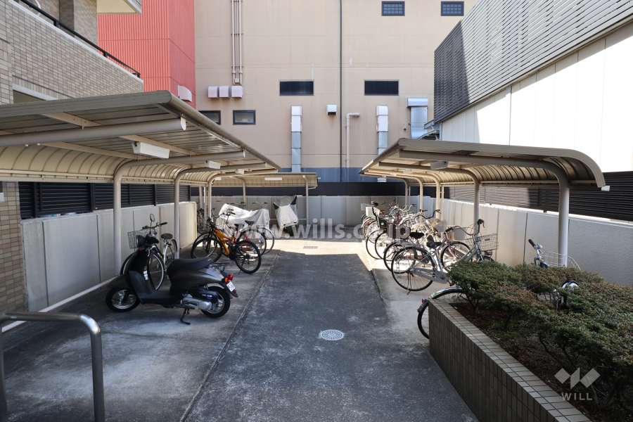 敷地内駐車場（屋外平面式）