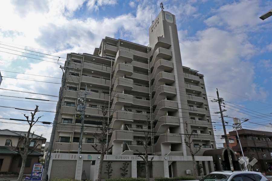 グローリアス藤ヶ丘西の外観（北東側から）