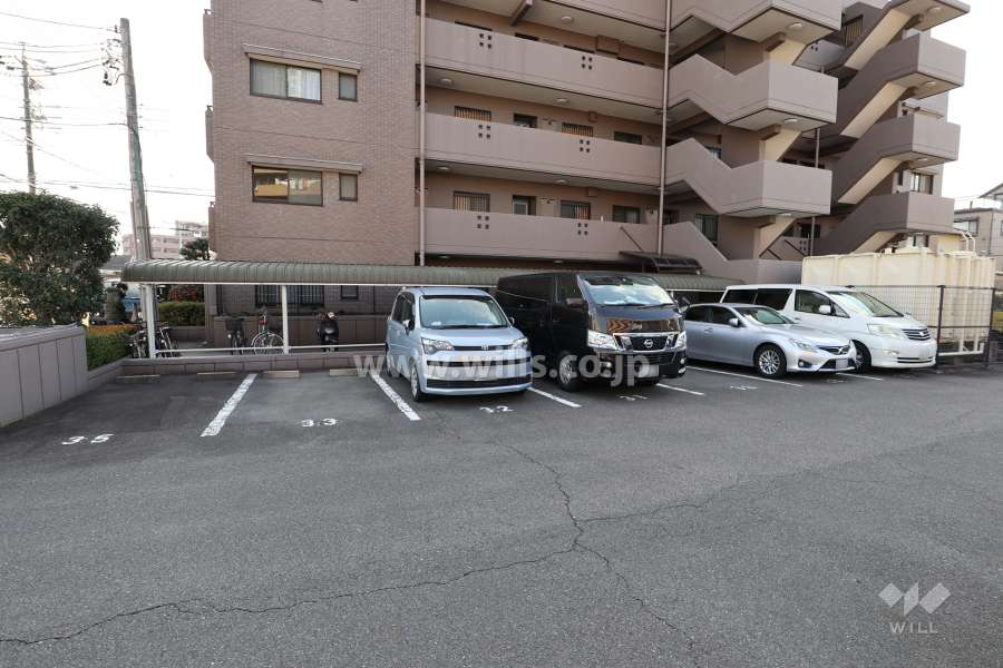 敷地内駐車場（屋外平面式）