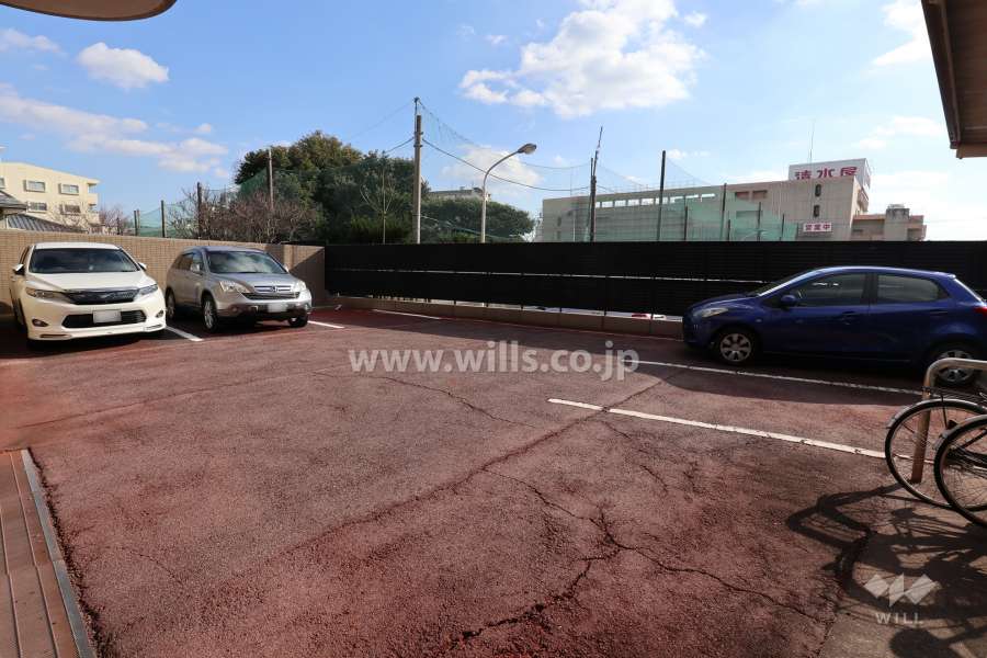 敷地内駐車場（屋外平面式）