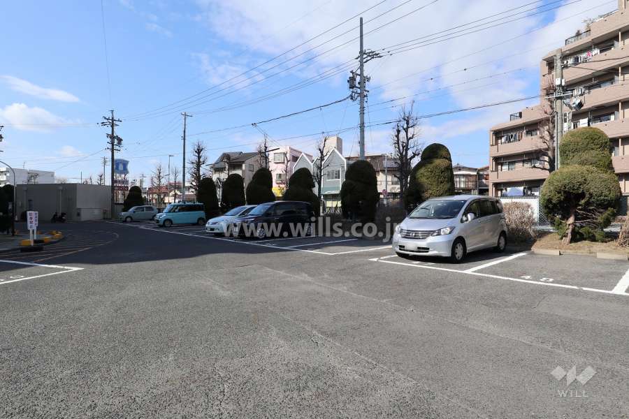 敷地内駐車場（屋外平面式）