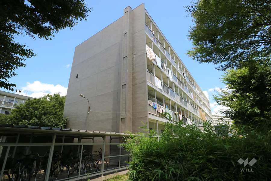 森孝東住宅4号棟の外観(南東側から)