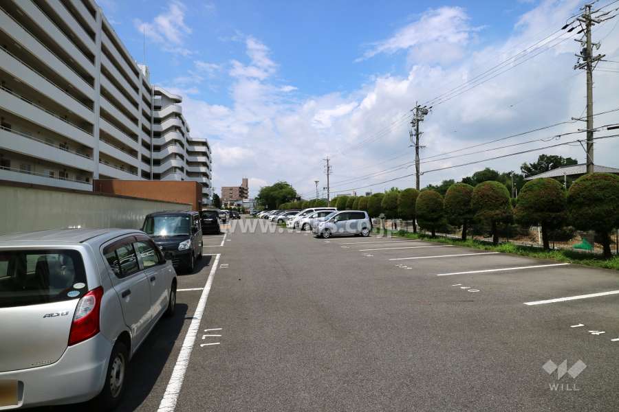 敷地内駐車場(屋外平面式)