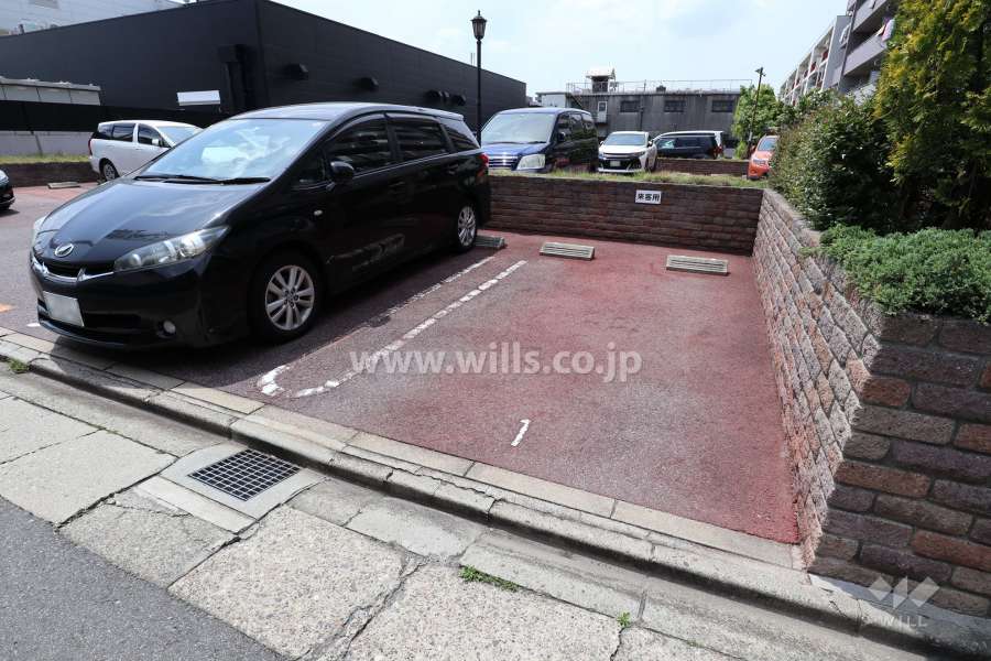 敷地内駐車場（屋外平面式）