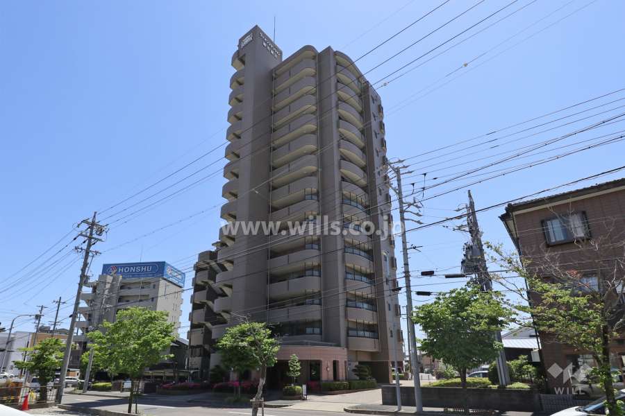 ライオンズマンション瀬古第2の外観（北西側から）