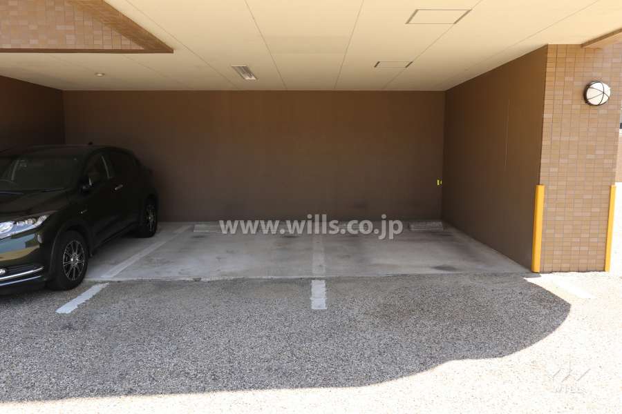 敷地内駐車場（屋内平面式）