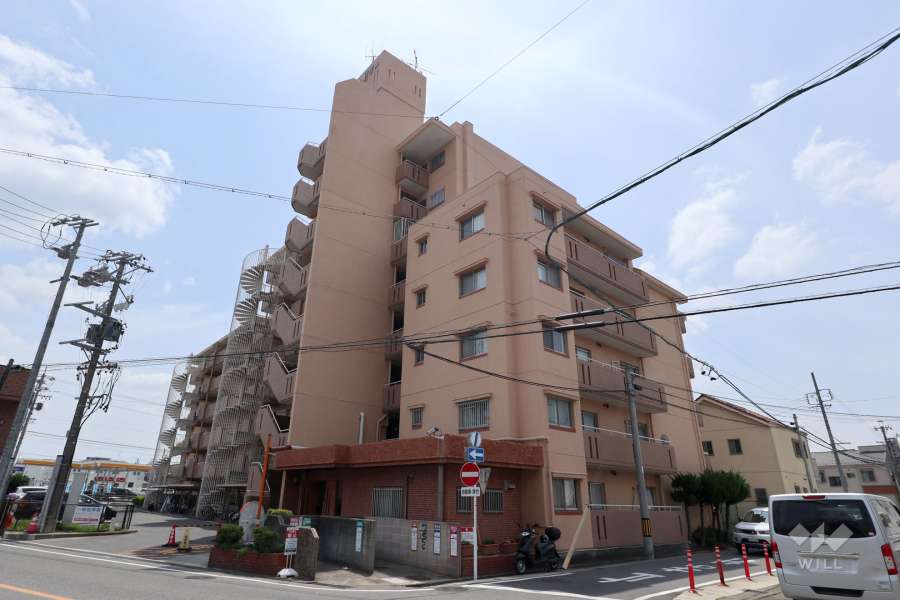 エクセレンス新守山の外観（北西側から）