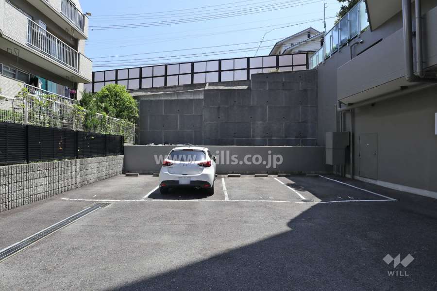 敷地内駐車場（屋外平面式）