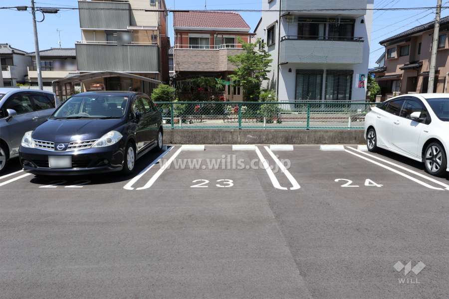 敷地内駐車場（屋外平面式）