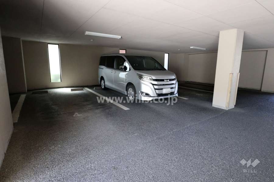 敷地内駐車場（屋内平面式）