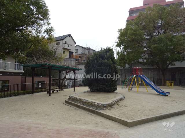 敷地に隣接する「一条池第1遊園」