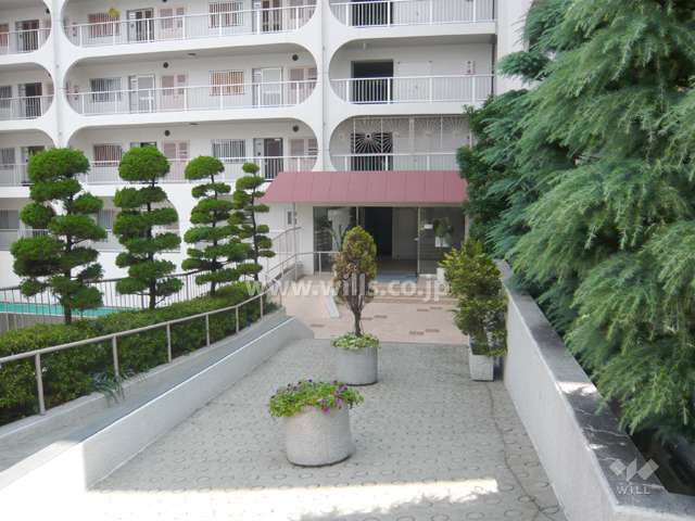 エントランスアプローチ