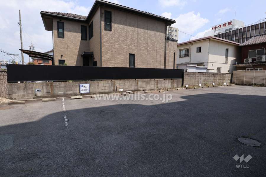敷地内駐車場（屋外平面式）