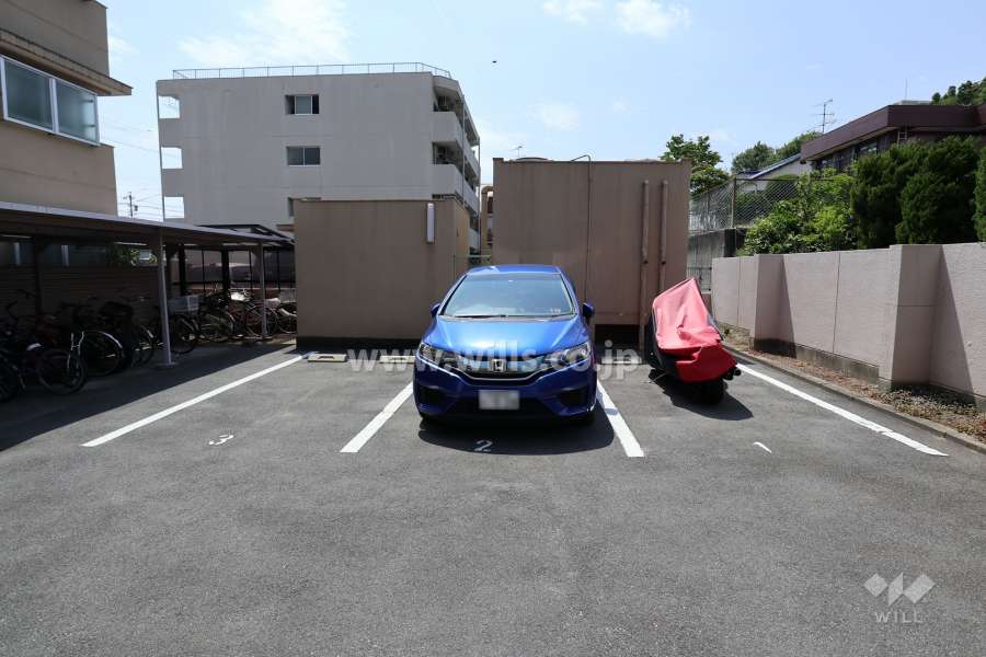 敷地内駐車場(屋外平面式)