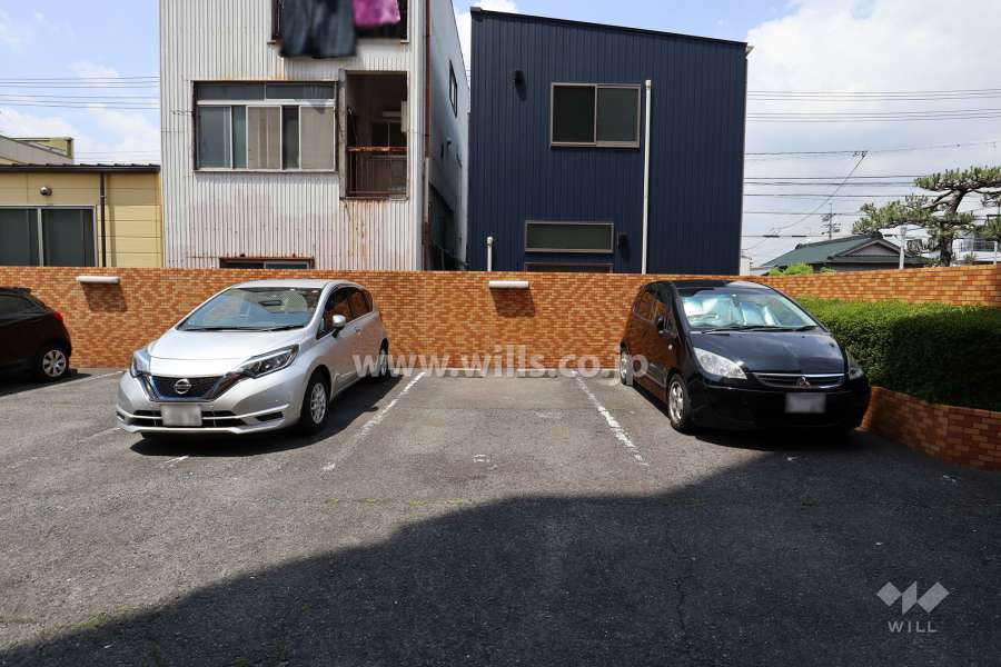 敷地内駐車場（屋外平面式）