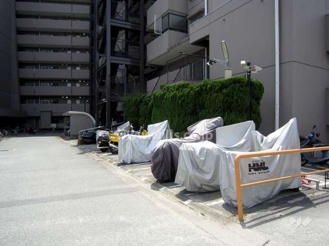 バイク置場